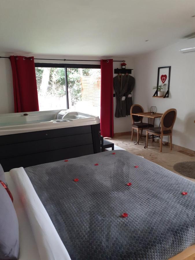 La Chambre Des Songes 萨兹 外观 照片
