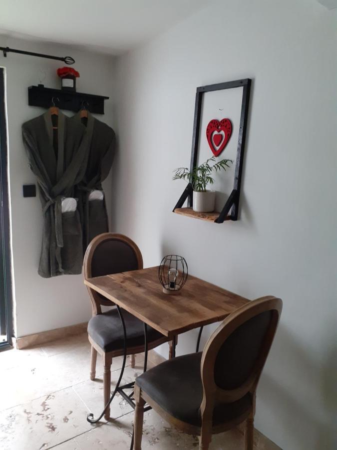 La Chambre Des Songes 萨兹 外观 照片
